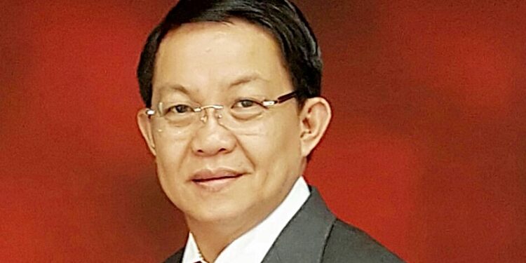 Plt Kepala Dinas Kominfo Sulut Dr Denny Mangala. (foto dok Denny Mangala)