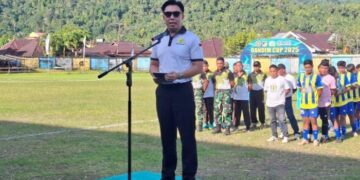 Foto: Bupati Kepulauan Sangihe, Michael Thungari membuka Dandim Cup 2025). (Dok. Istimewa)