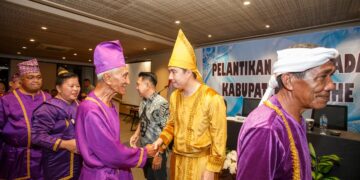 Foto: Suasana pelantikan dewan adat Sangihe periode 2025/2028. (Dok. Stenly Pontolawokang)