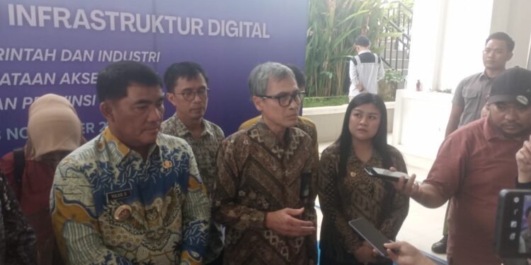Tingkatkan Layanan Internet, Bupati Chyntia Hadiri Forum Akselerasi Infrastruktur Digital Bersama Gubernur YSK