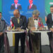 Menteri Lingkungan Hidup Republik Indonesia, Hanif Faisol Nurofiq (kiri) bersama Menteri Iklim dan Lingkungan Hidup Norwegia, Andreas Bjelland Eriksen (kanan) menyaksikan penandatanganan Mutual Expression of Intent Generation-Based Incentive Programme . (foto: Humas PLN)