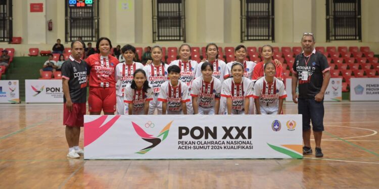 Harapan yang Pupus: Kekecewaan: Atlet Futsal Putri Sulut di  Porprov XII Manado