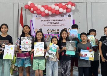 Mahasiswa Prodi Psikologi dan PGSD UNIMA Hidupkan Semangat Literasi di Desa Motoling