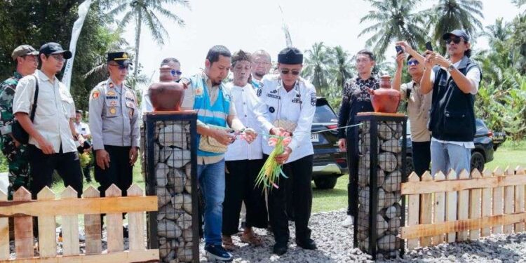PLN ikut mengawal kemaslahatan warga Ciamis. (foto: Humas Pemprov Jabar)