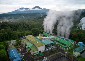 PLTP Lahendong merupakan pembangkit EBT yang menyumbang listrik bersih terbesar di sistem Sulutgo. (foto: Humas PLN)