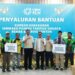 Penyaluran bantuan PLN untuk para pihak yang membutuhkan. (foto: Humas PLN)