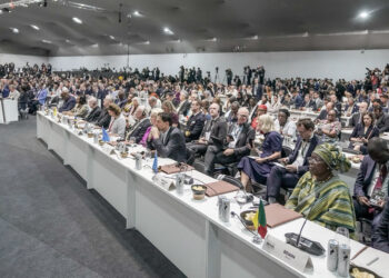 Suasana sesi Leaders Summit pada Conference of the Parties 30. (foto: Humas PLN)