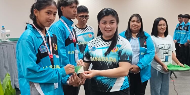 Tim Porprov Dilepas Bupati Chyntia, 150 Atlet dan 51 Official Sitaro Bertekad Tingkatkan Prestasi