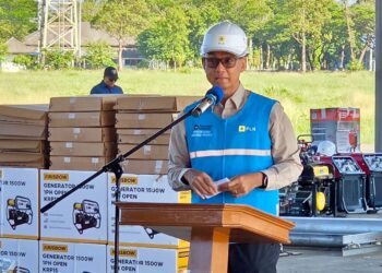 Direktur Utama PLN, Darmawan Prasodjo, menegaskan PLN berkomitmen untuk mempercepat pemulihan jaringan listrik. (foto: Humas PLN)