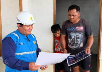 Edukasi keselamatan kelistrikan dilakukan PLN pada masyarakat foto Humas PLN. (foto_ Humas PLN)