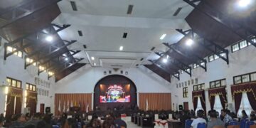 Ilustrasi sidang paripurna proses PAW anggota DPRD (Foto istimewa).