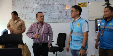 Inspeksi manajemen PLN ke Kotamobagu. (foto: Humas PLN)