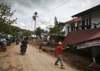 Sistem kelistrikan Sumatra terus dikejar untuk dipulihkan. (Foto: Humas PLN)