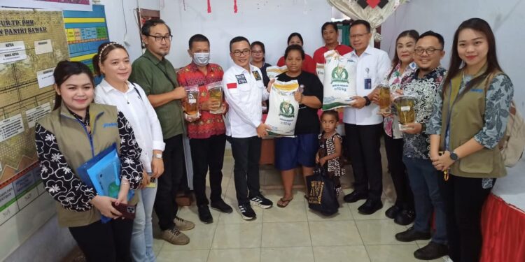 Stefa BAN Liow Monev Penyaluran Bantuan Beras 20 Kg dan Migor 4 Liter