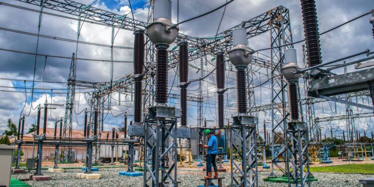 Peran vital energi dalam mendukung ambisi pertumbuhan ekonomi. (Foto: PLN)