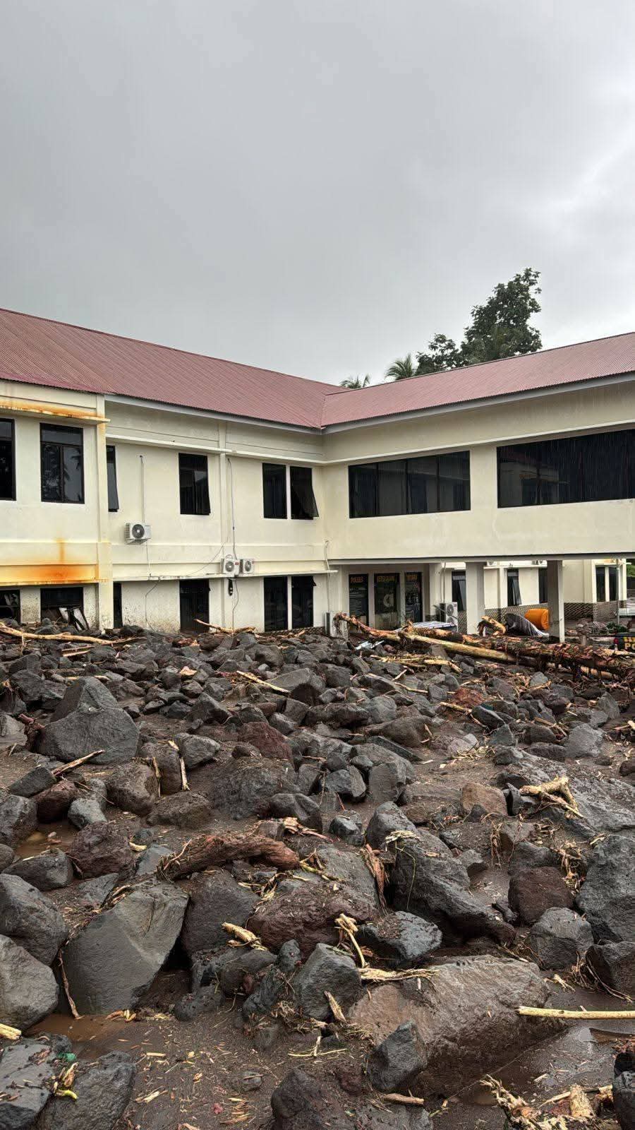 Kondisi Gedung Polres Sitaro. (Foto : istimewa)