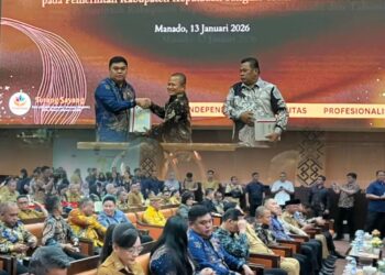 Foto: Wakil Bupati Tendris Bulahari menerima LHP Kepatuhan atas Belanja Daerah Tahun Anggaran 2024. (Dok. Istimewa)