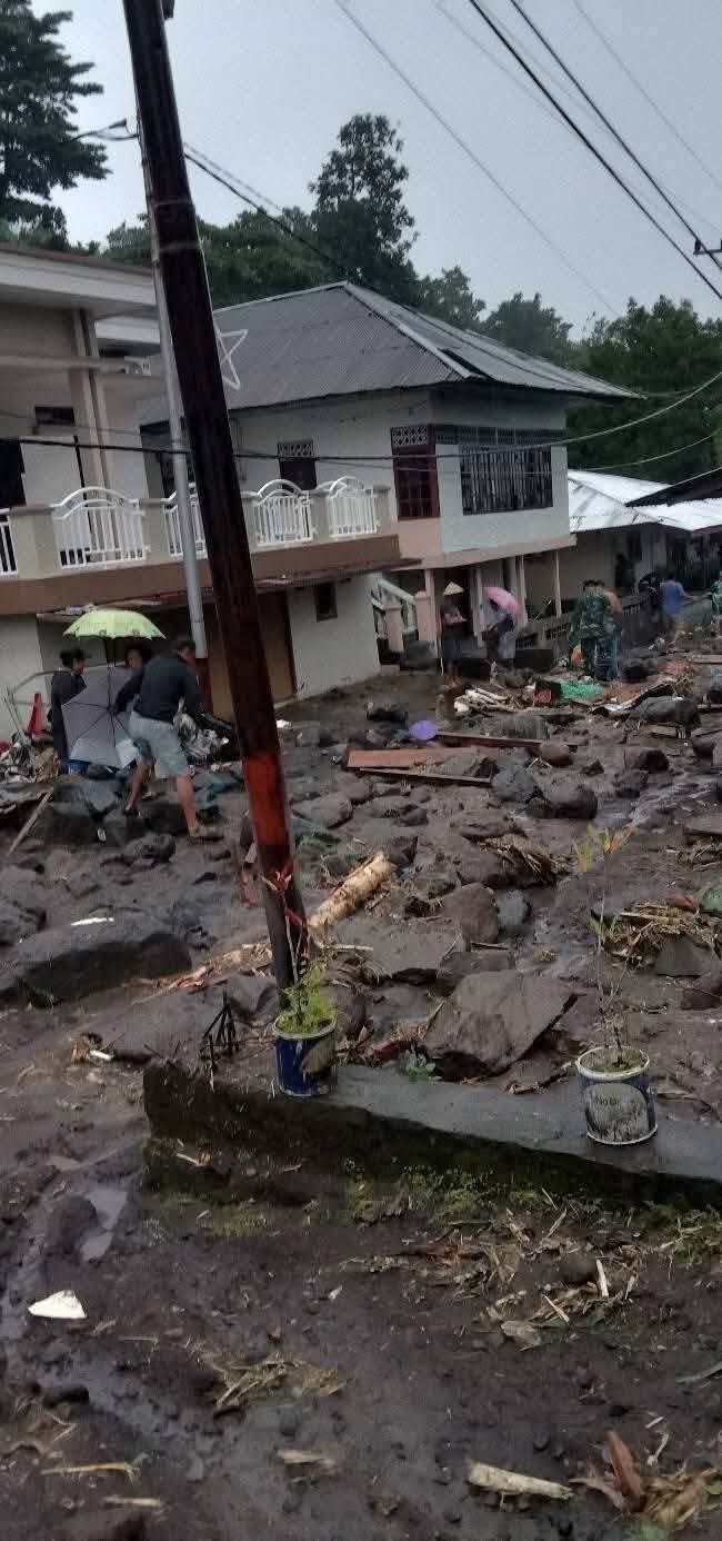 Pemukiman warga Kepulauan Siau pasca banjir. (Foto : istimewa)