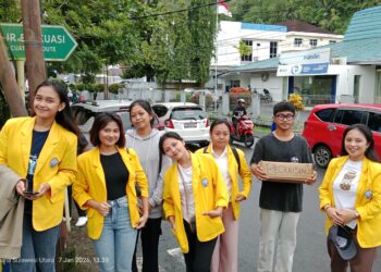 Foto: Penggalangan Donasi Bantuan Bencana Alam di Pulau Siau oleh Mahasiswa Polnustar. (Dok. Istimewa)
