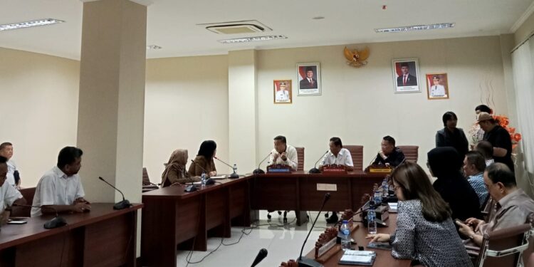 Kerusakan Jalan Soekarno Minut Jadi Sorotan DPRD Sulut, Begini Jawaban PUPR