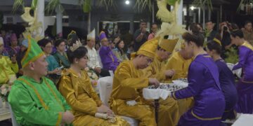 Foto: Prosesi menahulending Tembonang dalam ritual adat Tulude, Kabupaten Kepulauan Sangihe, Sabtu (31/1/2026). (Dok. Istimewa)