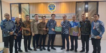 Foto: Bupati Kepulauan Sangihe mengunjungi Kementerian Perhubungan Usulkan penambahan Tol Laut. (Dok. Istimewa)