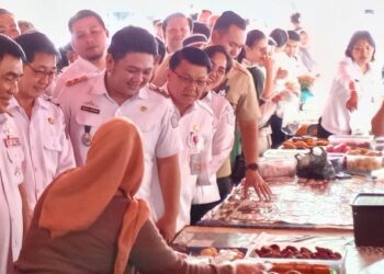 Gubernur Yulius Selvanus Imbau Semua Komponen Jaga Kestabilan Harga Pangan