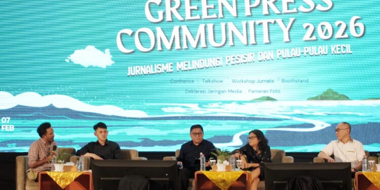 Foto: Melalui konferensi Green Press Community (GPC) 2026 di Hotel Sutan Raja, Minahasa Utara, Sulawesi Utara Sabtu (07/02/2026), Satya Bumi mengungkap data memilukan mengenai dampak lingkungan dan kesehatan yang menghantui warga setempat. (Dok. Istimewa)