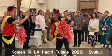 Pesta Adat Tulude di California, Amerika Serikat.