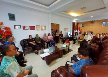 Pertemuan Senator Stafanus BAN Liow dengan jajaran ketahanan pangan Sulawesi Utara. (foto: dokumentasi Stefanus BAN Liow)