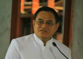 Foto: Hironimus Rompas Makagansa, Bupati Kepulauan Sangihe periode 2011-2016. (Foto: Istimewa)