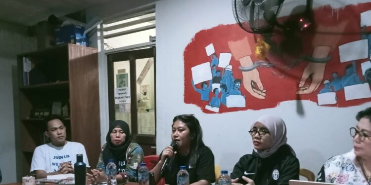 Upah Murah hingga Sunyi Perlindungan: Potret Buram Buruh Perempuan Perikanan di Bitung