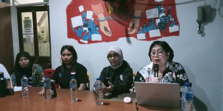 Terhimpit Ekonomi, Terperangkap Sistem: Derita Buruh Perempuan Perikanan Bitung