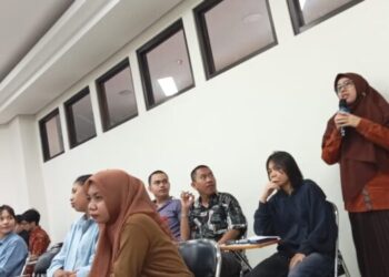 Menumbuhkan Jiwa Wirausaha Mahasiswa Polimdo Melalui Pengabdian kepada Masyarakat