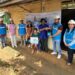 PLN pasang listrik gratis untuk keluarga prasejahtera di Manado. (foto: Humas PLN)