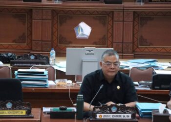 Tidak Hadir Pembahasan LKPJ Gubernur 2025, Louis Carl Schramm Mintakan PLT RS Kitawaya Diganti