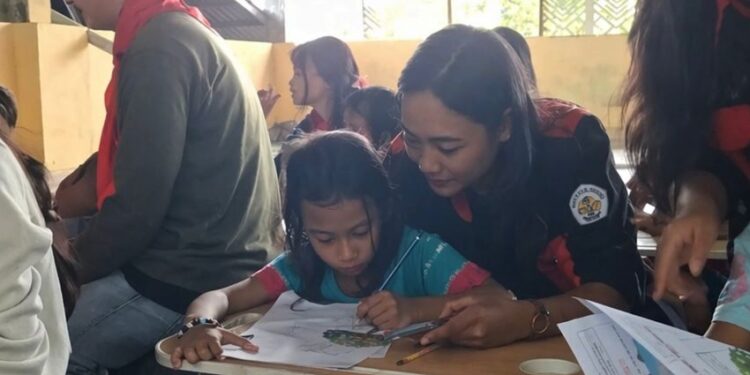 Memasuki Setahun Mengabdi, Himaju Akuntansi Polimdo Mendidik Anak Putus sekolah di Pasar Bersehati