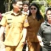 Bupati Kepulauan Talaud saat meninjau lokasi terdampak banjir.