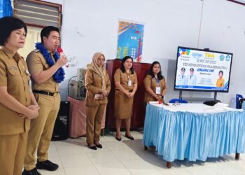 Foto: Bupati Kepulauan Sangihe Michael Thungari, membuka pelaksanaan Tes Kemampuan Akademik (TKA) jenjang Sekolah Menengah Pertama (SMP) di SMP Negeri 2 Tahuna, Senin, 6 April 2026.