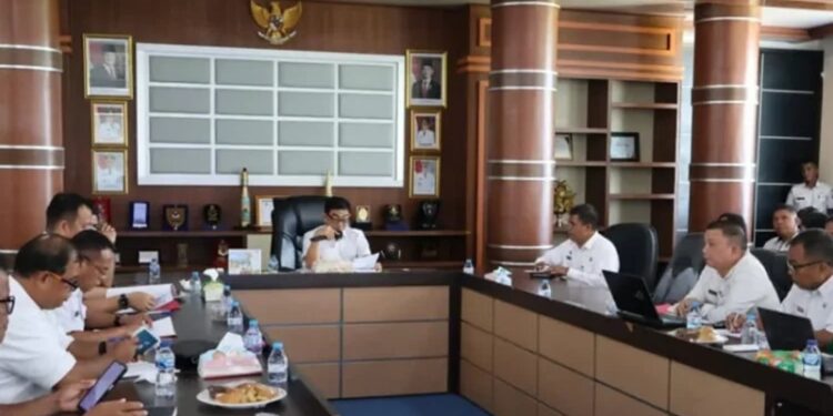 Bupati Welly Titah Memimpin Rapat Tindak Lanjut LHP BPK RI.