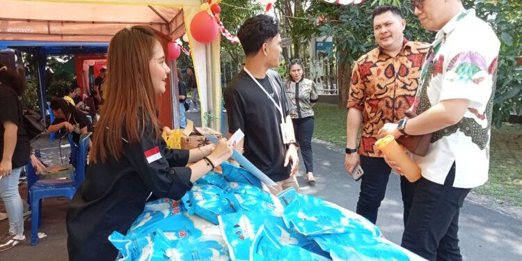 Dari Kelas ke Bazar, Mahasiswa AB  Polimdo Hidupkan Business Project
