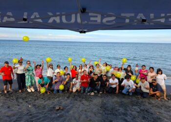 Sukacita Iman di Tepi Pantai: Jemaat GMIM Kharisma Buha Rayakan Kenaikan Yesus Kristus dengan Kebersamaan