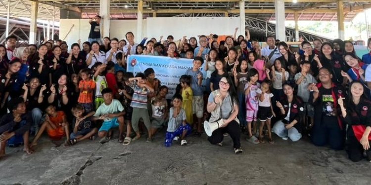 Pengabdian Kepada Masyarakat, Jurusan Akuntansi Polimdo Berikan Pembelajaran Kepada Anak – Anak di Pasar Bersehati Manado