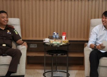Kajati Sulut terima perwakilan atlet disabilitas dan menyatakan dukungan terhadap mereka. (foto: Biro Penkum Kejati Sulut)