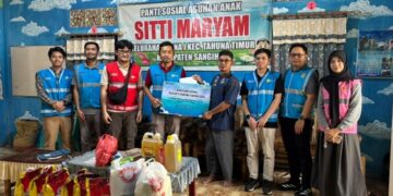 PLN UP3 Tahuna menyalurkan paket sembako dan santunan tunai kepada Yayasan Anak Lohoraung serta Panti Asuhan Anak Sitti Maryam di Tahuna. (foto: Humas PLN)