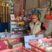 PLN menyalurkan bantuan modal usaha untuk memperkuat UMKM di Gorontalo. (foto: Humas PLN)