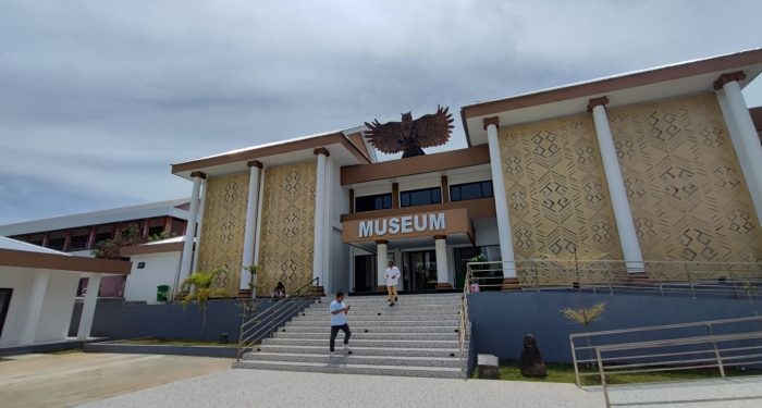 Wajah Museum Daerah Sulawesi Utara setelah bersolek lewat program revitalisasi total yang digawangi Pemerintah Provinsi Sulawesi Utara. (foto: Barta1)