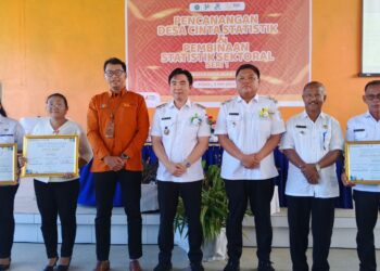 Foto: Bupati Sangihe mencanangkan Desa Cantik guna memperkuat pembangunan berbasis data desa. (Dok. Rendy/Barta1)