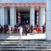 Bupati Kepulauan Talaud saat membacakan sambutan pada upacara peringatan hari otonomi daerah ke- XXX.