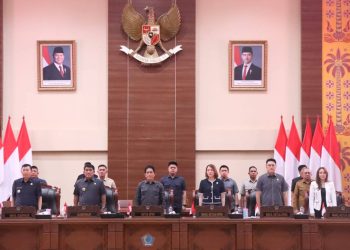 DPRD Sulut Bahas Dua Ranperda Strategis, Gubernur Yulius Tekankan Akuntabilitas APBD dan Kemudahan Investasi